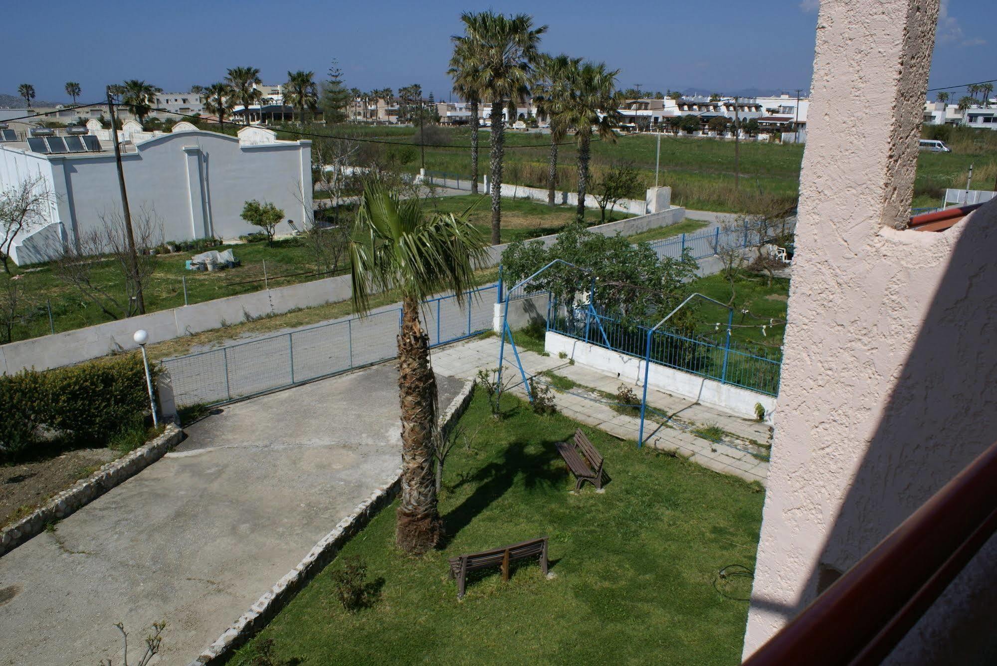 Aparthotel Golden Sun Tigaki Exterior foto